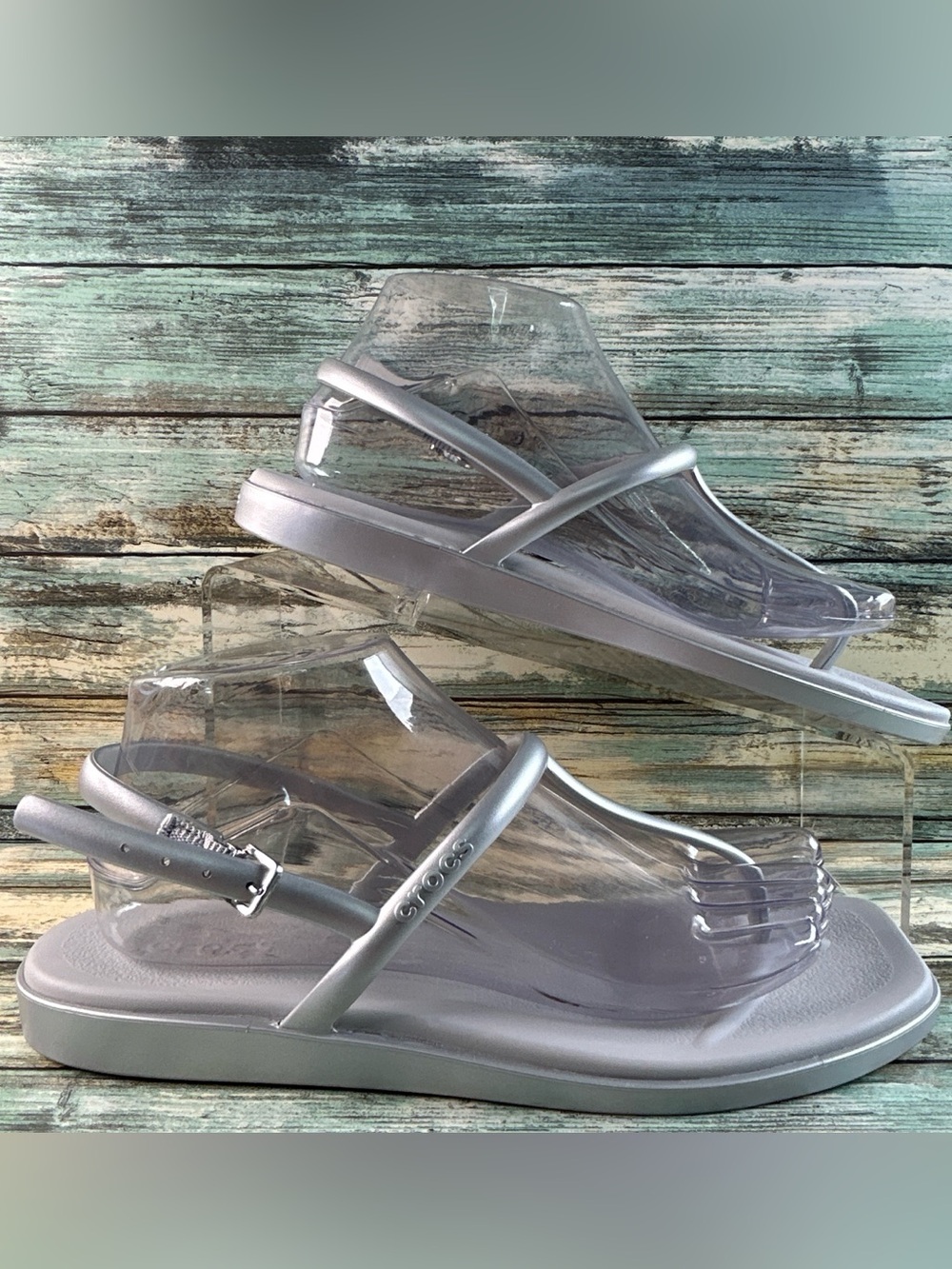 Crocs Miami Thong Sandals Womens Size 8 Silver Rubber Buckle Strap